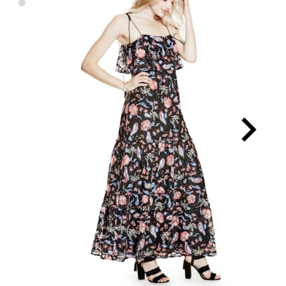 - Guess Maxi Dress NWT Large🥰💓👗